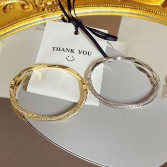 Thin Crist Bracelet