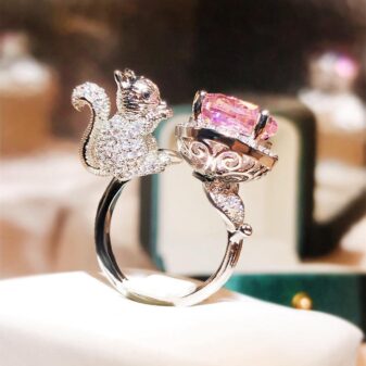 squirrel ring