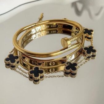 Stainless steel bracelet set