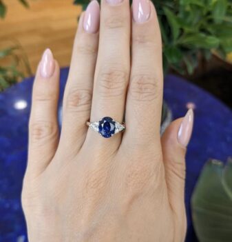 Stainlesssteel blue sapphire ring !