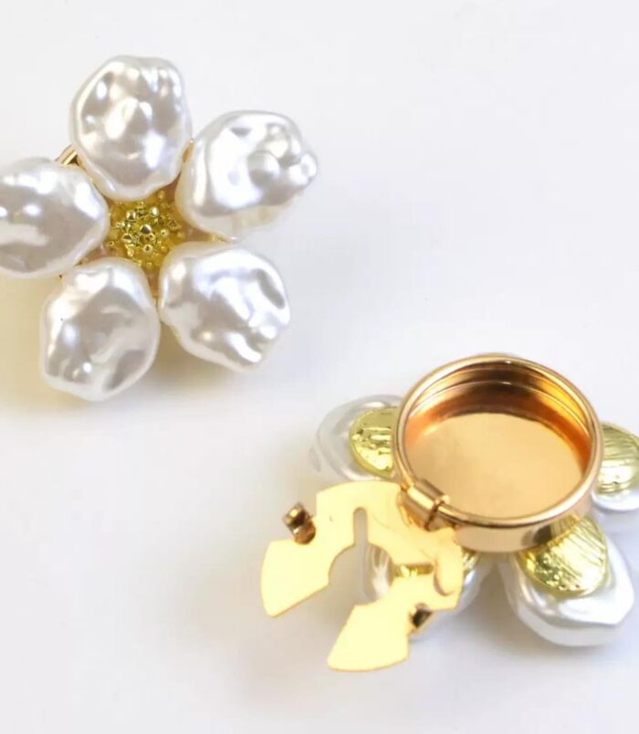 616227640_122268076346175415_8477592429763252553_n