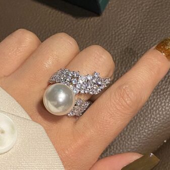 Diamond cut big pearl